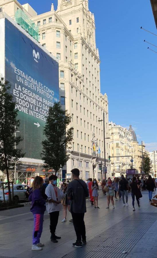 Gran Via. Salud. Puerta Del Sol. Callao. Мадрид Екстер'єр фото
