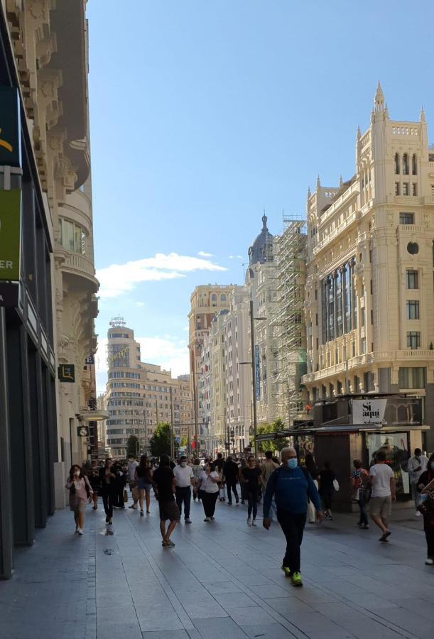 Gran Via. Salud. Puerta Del Sol. Callao. Мадрид Екстер'єр фото